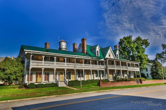TOWN OF BOYDTON / Sit ‘n Sip - Front Porch Fridays